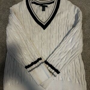 White and black cable knit sweater
Brand: Forever 21
Size: Medium